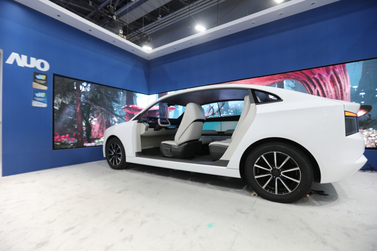 evoҕӍ�l��ȫ��Smart Cockpit 2024�������@ʾ���óɹ�����ጷ�Micro LED�K�O�@ʾ���g���ܵ�ȫ���ǻ���œ���ԠI��ͻ����������ʽ��ҕ�X�w򞣬���¶��x�ǻ���œ���M���{���ˆT��ȫ��λ������